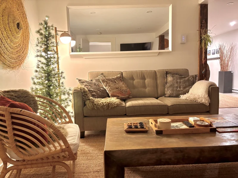 BowInn - Sauna & Walkable to Snug Cove — photo 3